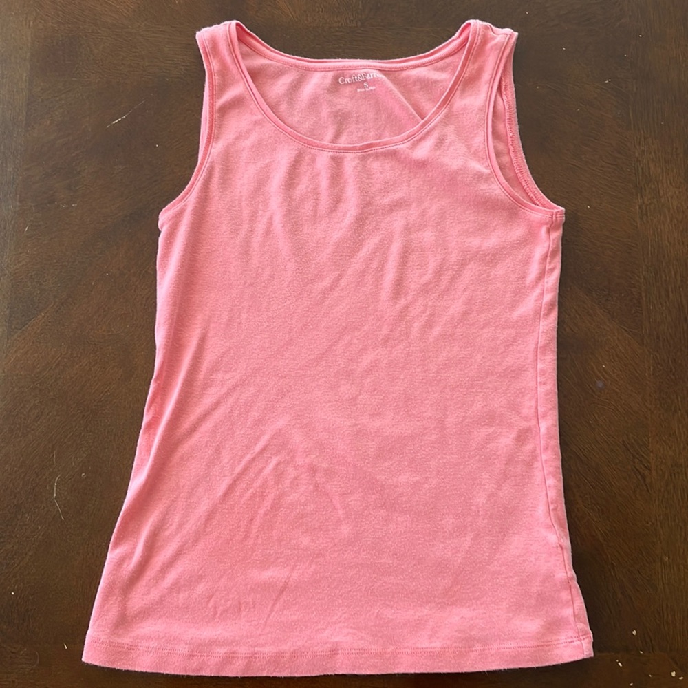 Croft&Barrow size - S women’s tank top / color - coral